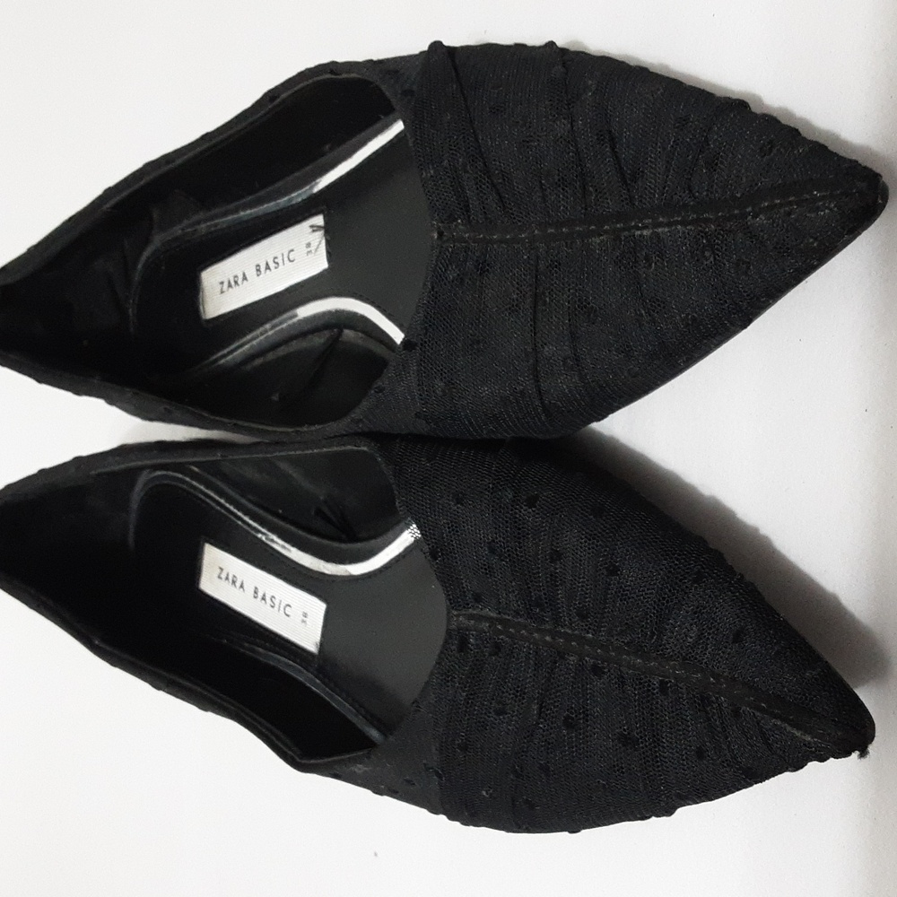 ZARA Basic Collection Women's 8 Pointed Diamond Heel Polka Dot Flat